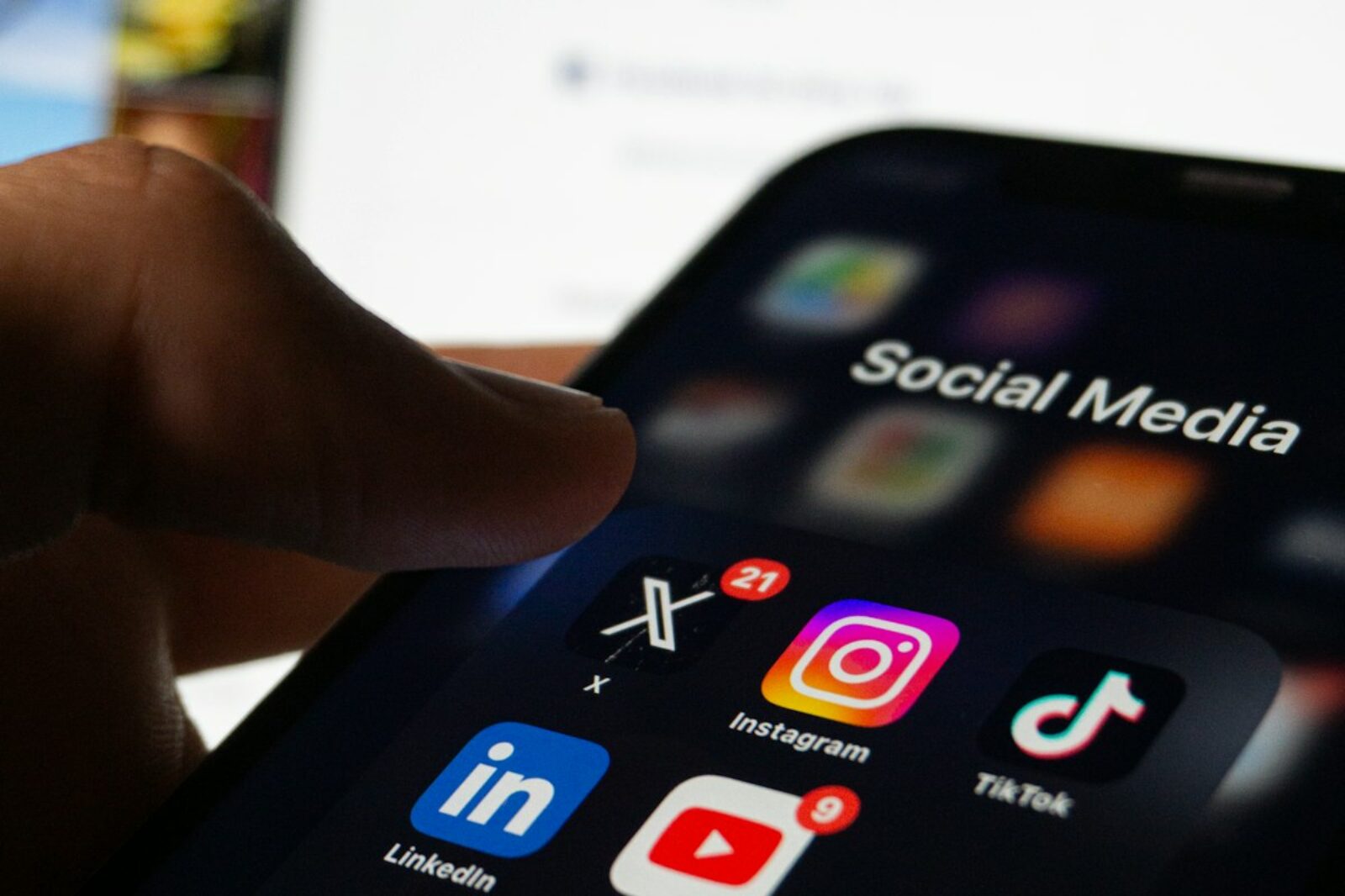 Applications de réseaux sociaux sur un smartphone